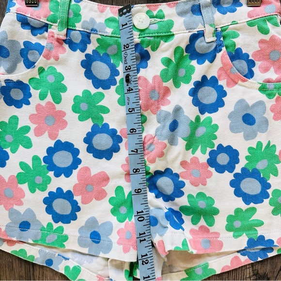 Flower Power High Waisted Shorts Daisy Floral Print Mod White Denim - Picture 4 of 6